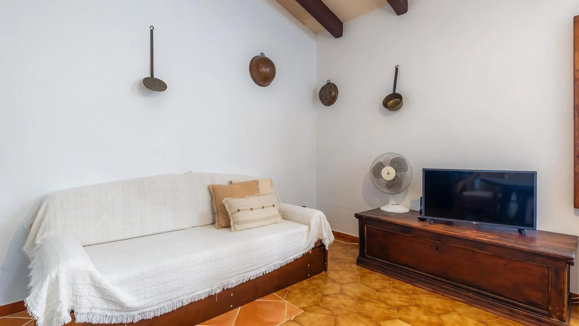 Es Muli Apartment Petra  Spain